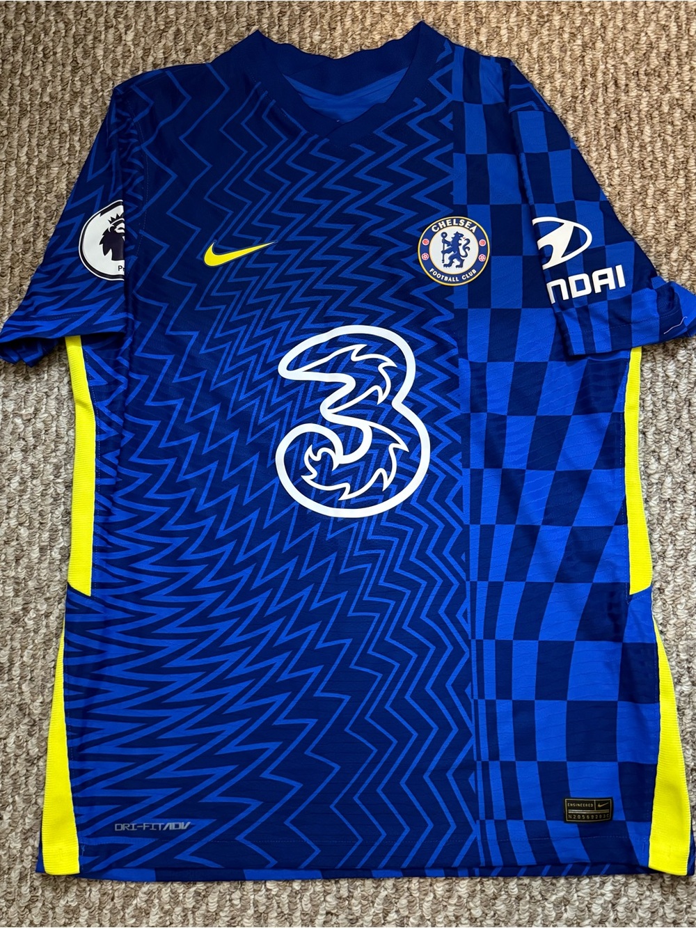 Authentic 21/22 Men’s Lukaku Nike Blue Chelsea Football  Home Jersey Yellow Trim